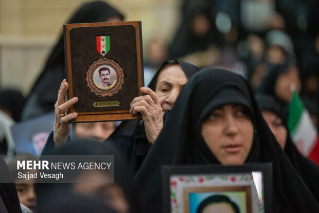 مراسم چهلم امام شهید در همدان