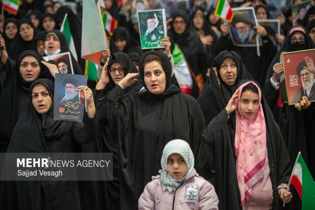 مراسم چهلم امام شهید در همدان