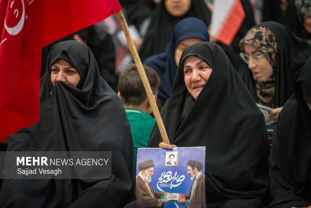 مراسم چهلم امام شهید در همدان