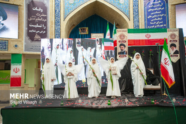 مراسم چهلم امام شهید در همدان