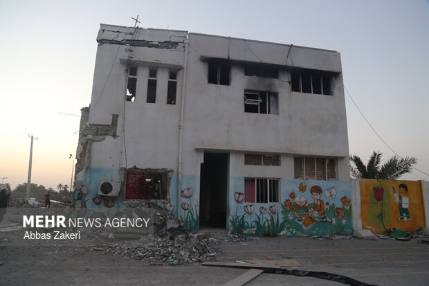 مدرسه شجره طیبه میناب سند جنایت آمریکا