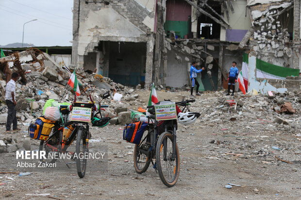 مدرسه شجره طیبه میناب سند جنایت آمریکا