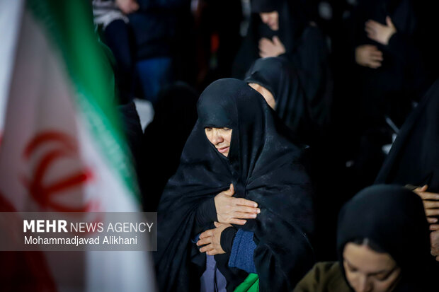 اجتماع مردمی در چهلمین شب شهادت امامِ قائدِ شهید