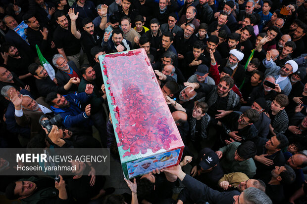 ۲۸ غیرنظامی همدانی در جنگ رمضان به شهادت رسیدند