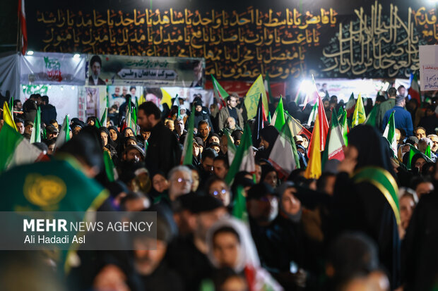 اجتماع مردمی در چهلمین شب شهادت امامِ قائدِ شهید