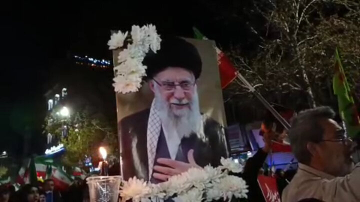 تصاویر هوایی از حماسه حضور مردم ارومیه در خیابان