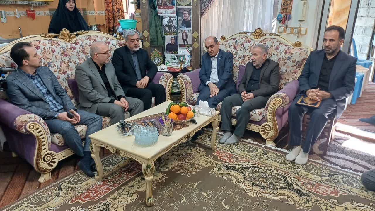 حق شناس: شهدا خط مقاومت را مقابل قدرتهای نظامی شکل دادند حق شناس: شهدا خط مقاومت را مقابل قدرتهای نظامی شکل دادند