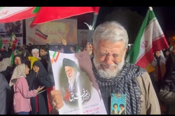 گرامیداشت یاد دانش‌آموزان شهید میناب در سنندج