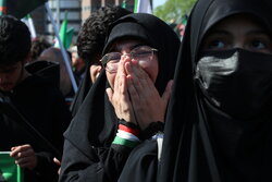 الشعب الإيراني يندب قائده الشهيد