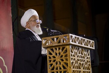 خدمات رهبر شهید در عرصه‌های علمی، نظامی و اجتماعی کم‌نظیر است