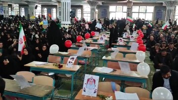 مراسم چهلم دانش آموزان شهید میناب در شهرکرد