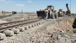 بازسازی خط آهن بهرام-ری؛ قطارها دوباره روی ریل قرار گرفتند