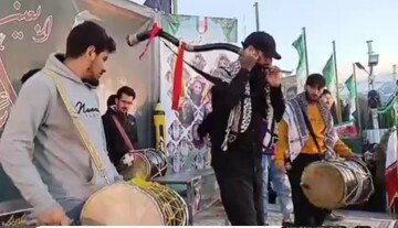 حضور پرشور کودکان همدانی در اربعین رهبر شهید و شهدای دانش آموز