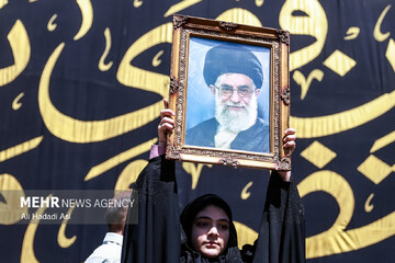 «آینده‌نگاری رهبر شهید ایران»  به زبان تایلندی رونمایی شد