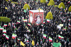 Isfahan mourns for martyred Leader