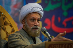 آیت الله دژکام:راه پیروزی ملت ایران ،توکل، صبر و اطاعت از ولایت است
