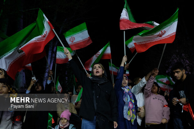 ایران از «دیپلماسی نجیبانه» به «دیپلماسی مقتدر» عبور کرد ایران از «دیپلماسی نجیبانه» به «دیپلماسی مقتدر» عبور کرد