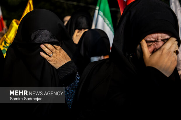 Tehraners mark 40 days after martyrdom of Leader
