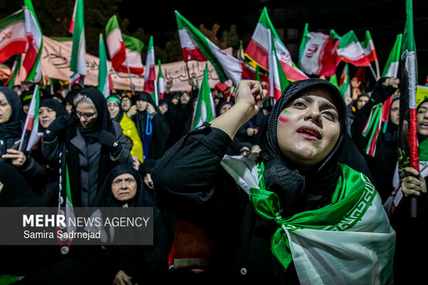 Tehraners mark 40 days after martyrdom of Leader
