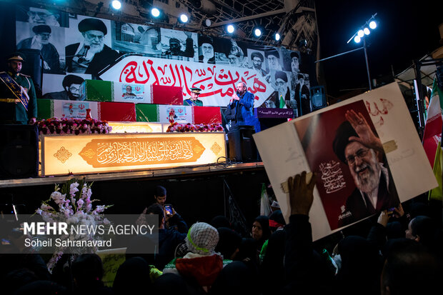 مراسم وداع با پیکر مطهر سردار رشید اسلام سرلشکر شهید مجید خادمی
