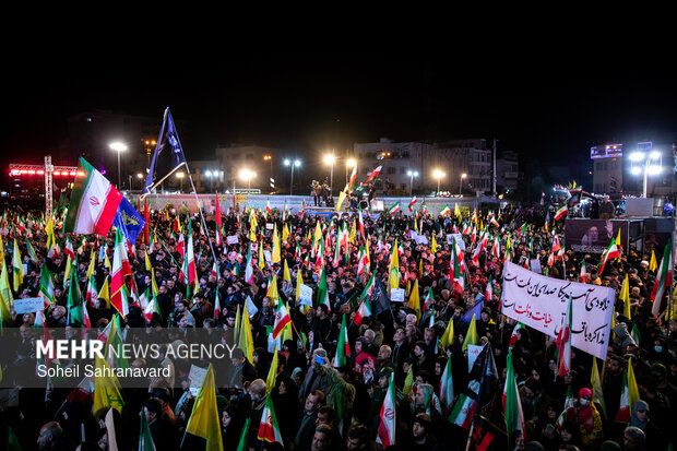مراسم وداع با پیکر مطهر سردار رشید اسلام سرلشکر شهید مجید خادمی