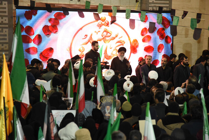 اربعین رهبر شهید در دانشگاه آزاد مشهد