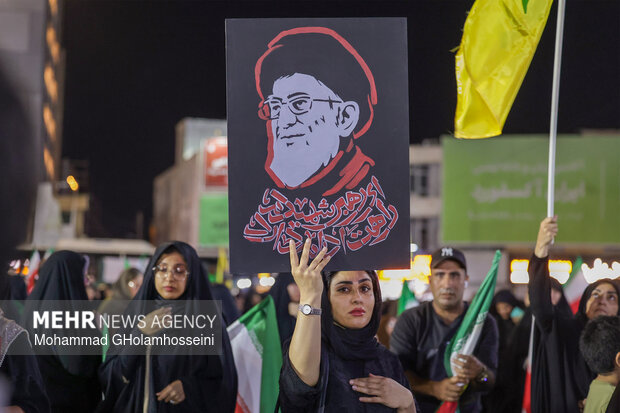 People in Bushehr mourn for martyrdom of Leader after 40 days
