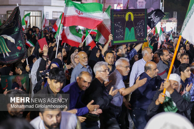 People in Bushehr mourn for martyrdom of Leader after 40 days
