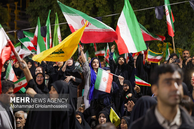 People in Bushehr mourn for martyrdom of Leader after 40 days
