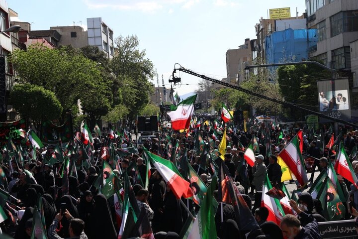 تهران در سوگ اربعین «امام شهید» تهران در سوگ اربعین «امام شهید»