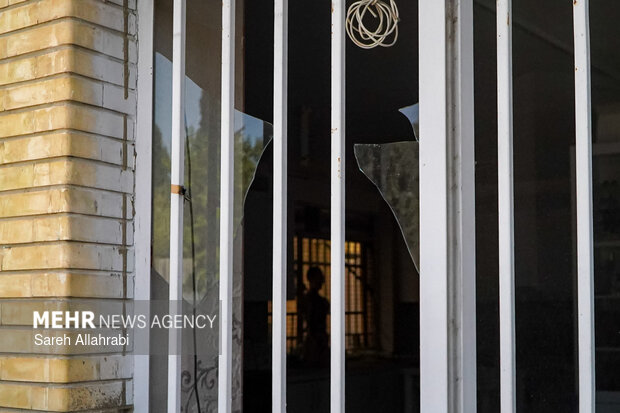 حمله دشمن به دبیرستان آل محمد شیراز