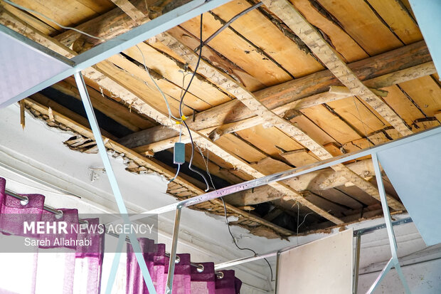 حمله دشمن به دبیرستان آل محمد شیراز