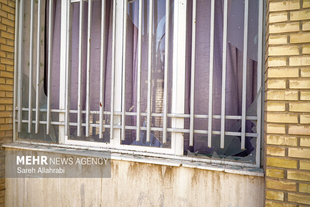 حمله دشمن به دبیرستان آل محمد شیراز