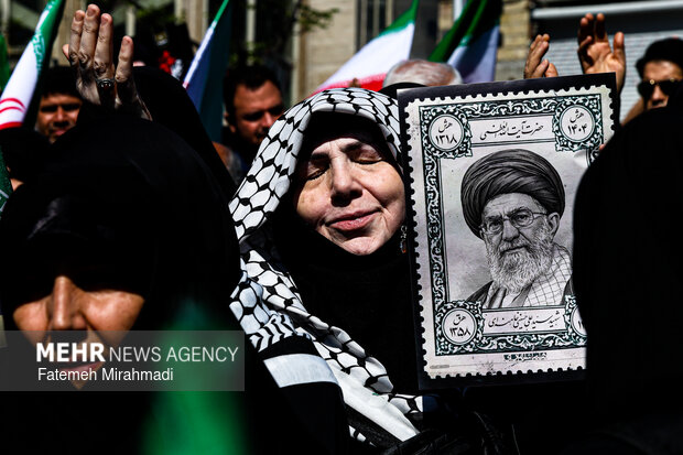 تهران در سوگ چهلمین روز شهادت رهبر شهید انقلاب اسلامی