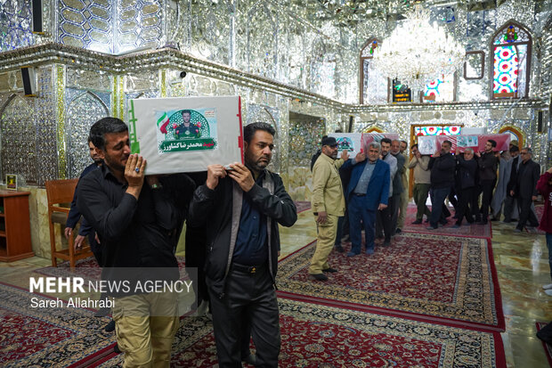وداع با شهید خادمی در حرم شاهچراغ(ع)