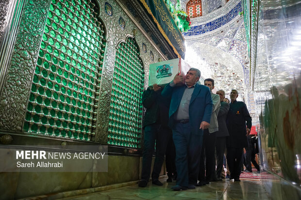 وداع با شهید خادمی در حرم شاهچراغ(ع)