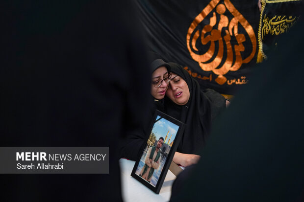وداع با شهید خادمی در حرم شاهچراغ(ع)