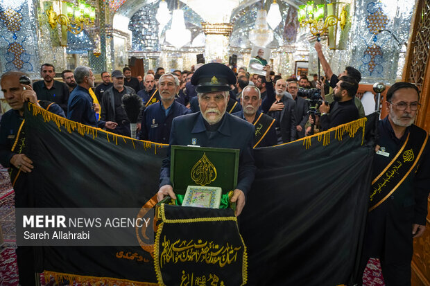 وداع با شهید خادمی در حرم شاهچراغ(ع)