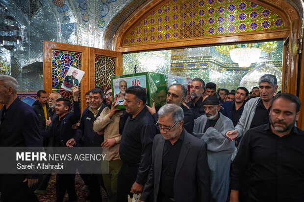 وداع با شهید خادمی در حرم شاهچراغ(ع)