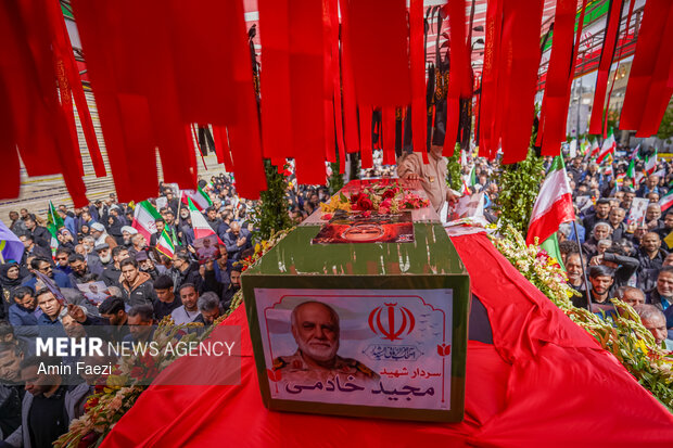 تشییع سردار شهید خادمی در شیراز