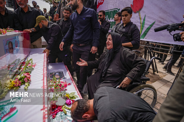 تشییع سردار شهید خادمی در شیراز