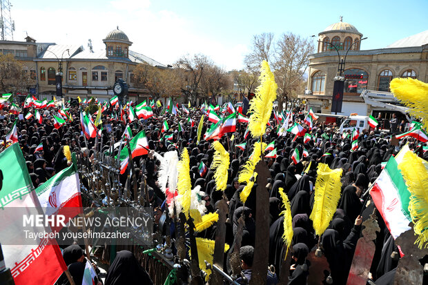 مراسم عزاداری چهلمین روز شهادت رهبر انقلاب در همدان