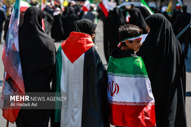 تهران در سوگ چهلمین روز شهادت رهبر شهید انقلاب اسلامی