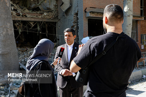 آثار تجاوز به دانشگاه صنعتي شريف