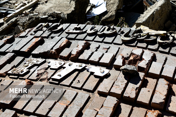 آثار تجاوز به دانشگاه صنعتي شريف