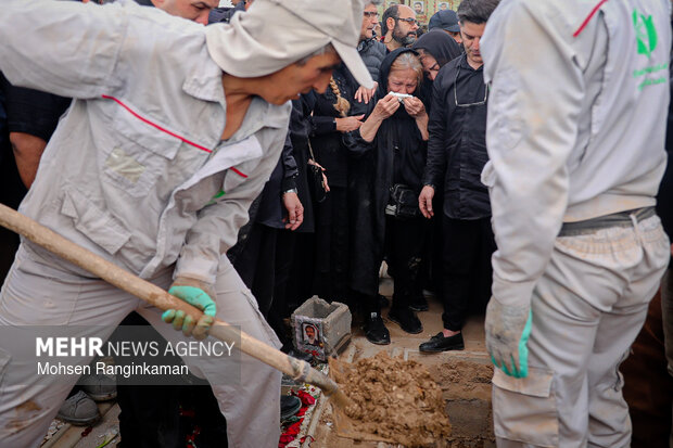 وداع با پیکر شهدای حملات صهیونی-آمریکایی