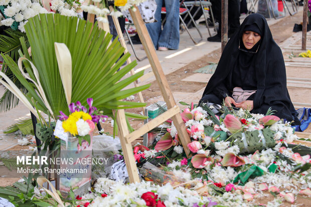 وداع با پیکر شهدای حملات صهیونی-آمریکایی