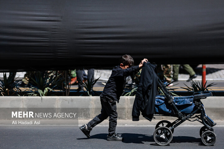 تهران در سوگ چهلمین روز شهادت رهبر شهید انقلاب اسلامی