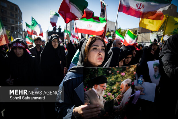 تهران در سوگ چهلمین روز شهادت رهبر شهید انقلاب اسلامی