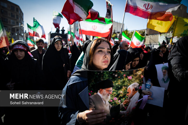 تهران در سوگ چهلمین روز شهادت رهبر شهید انقلاب اسلامی